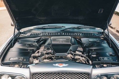 2000 Bentley Arnage Red Label Te koop (foto 131 van 246)