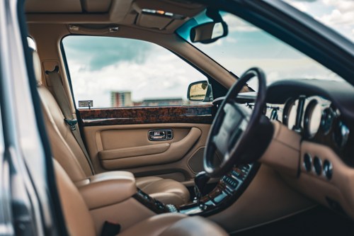 2000 Bentley Arnage Red Label Te koop (foto 42 van 246)