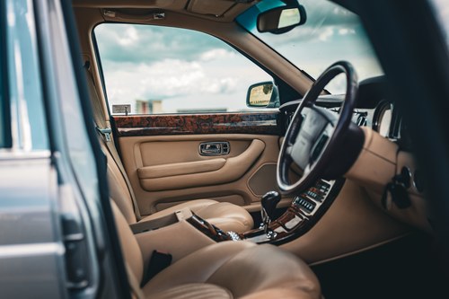 2000 Bentley Arnage Red Label Te koop (foto 85 van 246)