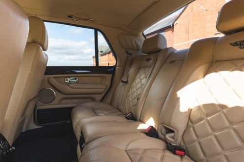 2002 Bentley Arnage T Black Label Te koop (foto 25 van 106)