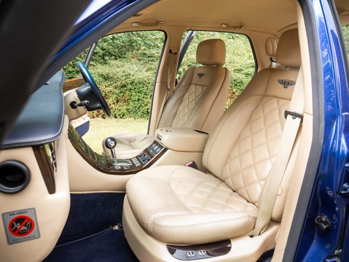 2002 Bentley Arnage T Te koop (foto 48 van 162)