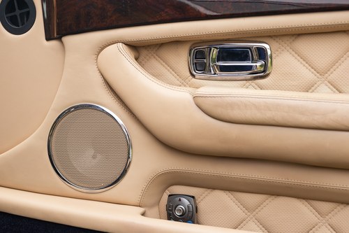 2002 Bentley Arnage T Te koop (foto 76 van 162)