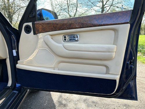 1999 Bentley Arnage Green Label Te koop (foto 34 van 266)