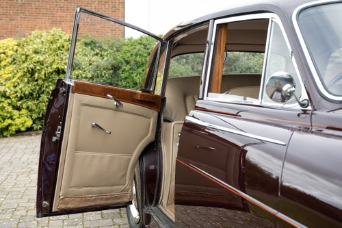1956 Bentley S1 Saloon by H J Mulliner zum Verkauf (Bild 43 von 174)