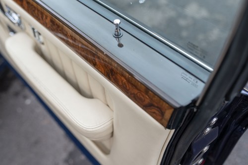 1997 Bentley Turbo R Long Wheelbase Saloon In vendita (immagine 65 di 152)