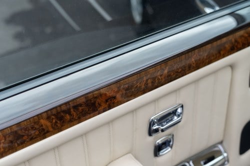 1997 Bentley Turbo R Long Wheelbase Saloon In vendita (immagine 77 di 152)