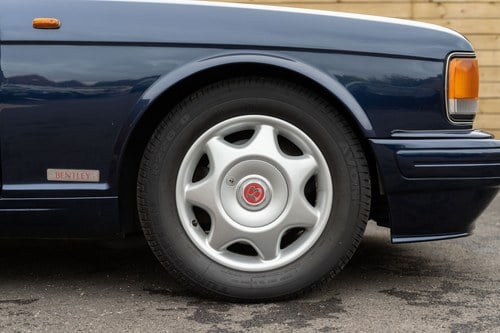 1997 Bentley Turbo R Long Wheelbase Saloon In vendita (immagine 12 di 152)