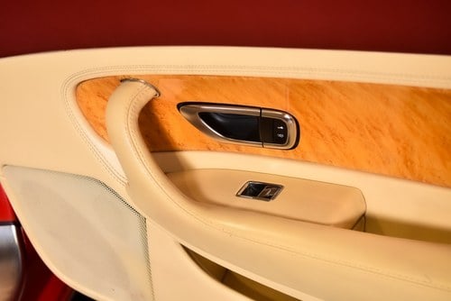 2005 Bentley Continental Coupé W12 (LHD) Te koop (foto 34 van 74)