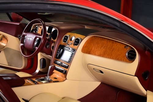 2005 Bentley Continental Coupé W12 (LHD) Te koop (foto 41 van 74)