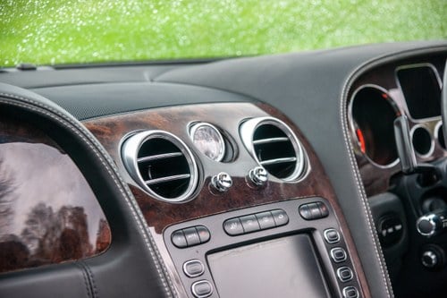 2007 Bentley Continental GTC Mulliner Te koop (foto 40 van 206)