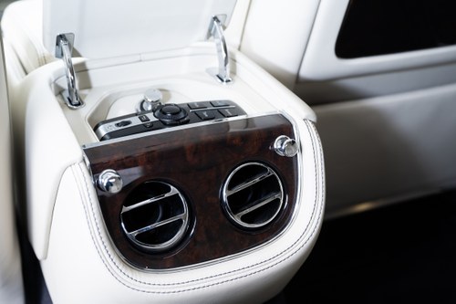 2011 Bentley Mulsanne zum Verkauf (Bild 71 von 192)