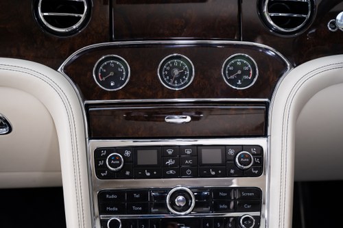 2011 Bentley Mulsanne zum Verkauf (Bild 76 von 192)
