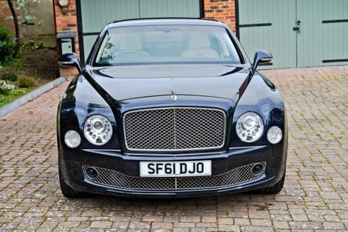 2011 Bentley Mulsanne zum Verkauf (Bild 5 von 192)