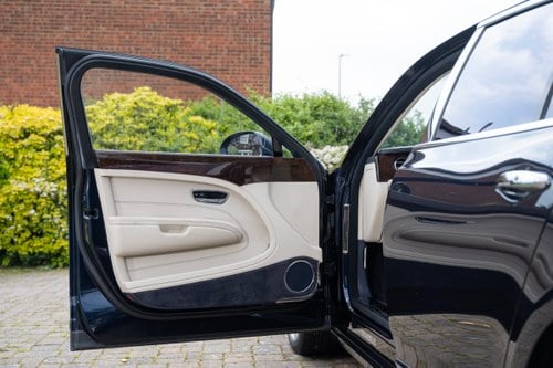 2011 Bentley Mulsanne zum Verkauf (Bild 25 von 192)