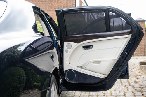2011 Bentley Mulsanne zum Verkauf (Bild 26 von 192)