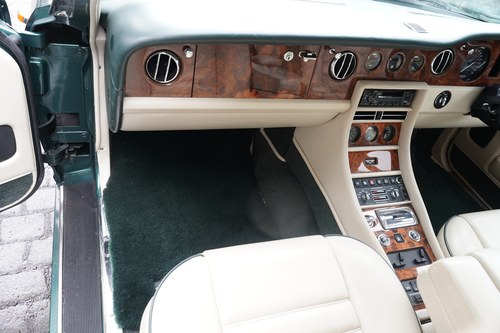 1992 Bentley Turbo R Te koop (foto 57 van 226)