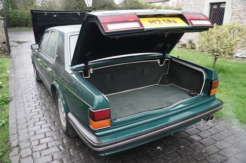 1992 Bentley Turbo R Te koop (foto 137 van 226)