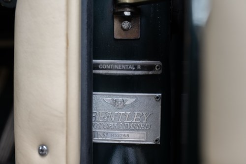 1994 Bentley Continental R Te koop (foto 83 van 151)