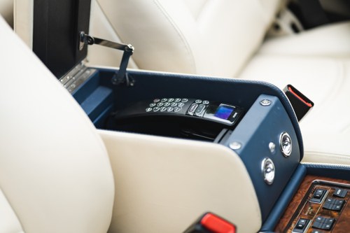 1998 Bentley Azure convertible Te koop (foto 26 van 140)