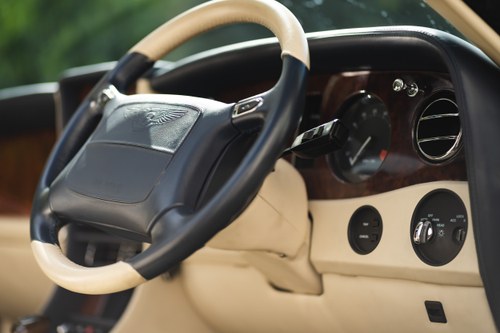 1998 Bentley Azure convertible Te koop (foto 57 van 140)