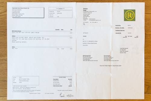 1998 Bentley Azure convertible Te koop (foto 136 van 140)