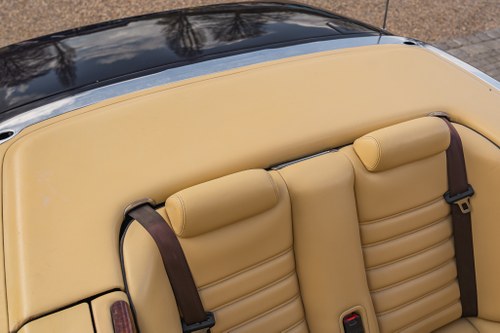 1997 Bentley Azure In vendita (immagine 21 di 128)