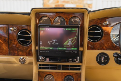 1997 Bentley Azure In vendita (immagine 49 di 128)