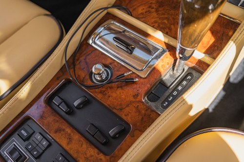 1997 Bentley Azure In vendita (immagine 52 di 128)