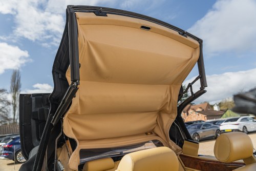 1997 Bentley Azure In vendita (immagine 20 di 128)