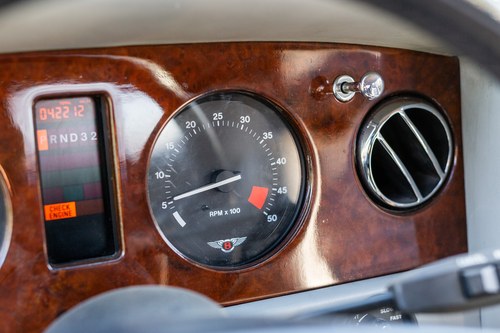 1996 Bentley Azure (LHD) Te koop (foto 46 van 169)