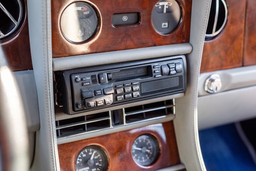 1996 Bentley Azure (LHD) Te koop (foto 44 van 169)