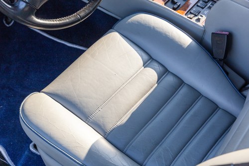 1996 Bentley Azure (LHD) Te koop (foto 72 van 169)