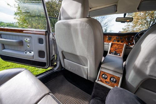 1995 Bentley Brooklands Limousine In vendita (immagine 48 di 148)