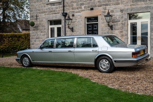 1995 Bentley Brooklands Limousine In vendita (immagine 10 di 148)