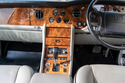 1995 Bentley Brooklands Limousine In vendita (immagine 29 di 148)
