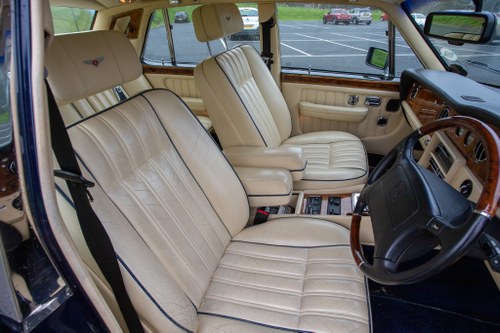 1994 Bentley Brooklands For Sale (picture 31 of 182)