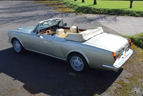 1985 Bentley Continental Convertible à venda (imagem 17 de 102)