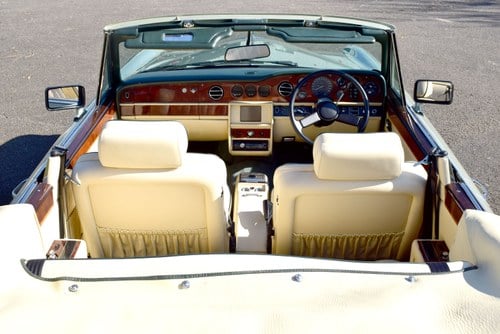 1985 Bentley Continental Convertible à venda (imagem 24 de 102)