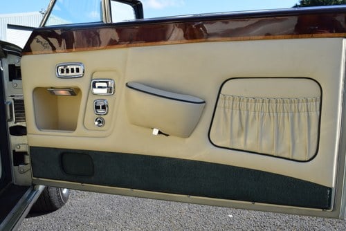 1985 Bentley Continental Convertible à venda (imagem 48 de 102)