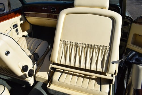 1985 Bentley Continental Convertible à venda (imagem 40 de 102)