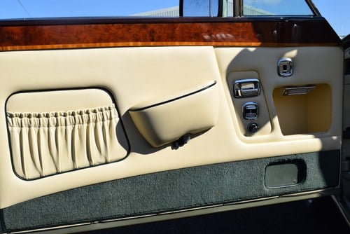 1985 Bentley Continental Convertible à venda (imagem 47 de 102)