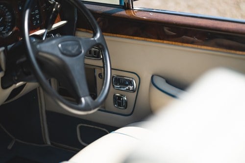 1989 Bentley Continental Convertible (Series II) In vendita (immagine 43 di 152)