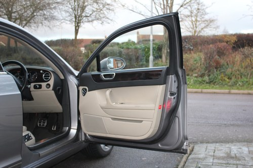 2005 Bentley Continental Flying Spur For Sale (picture 48 of 116)