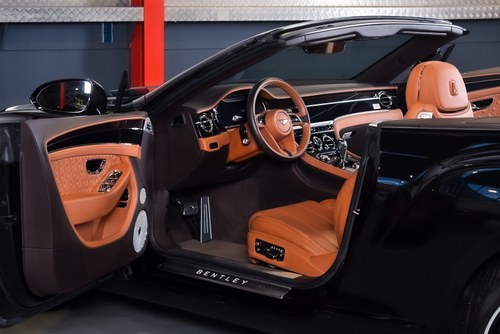 2020 Bentley Continental GT Convertible zum Verkauf (Bild 27 von 95)