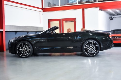 2020 Bentley Continental GT Convertible zum Verkauf (Bild 18 von 95)