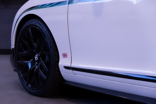 2015 Bentley Continental GT3-R zum Verkauf (Bild 69 von 76)