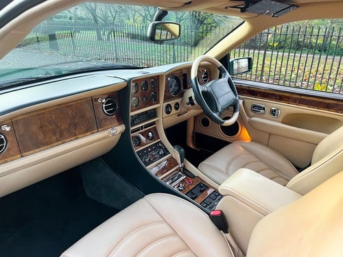1997 Bentley Continental R Te koop (foto 63 van 215)
