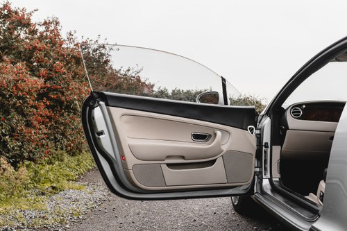 NO RESERVE - 2004 Bentley Continental W12 6.0 GT In vendita (immagine 78 di 174)