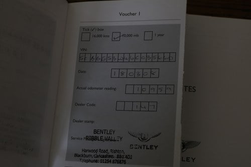 2005 Bentley Flying Spur Te koop (foto 112 van 123)