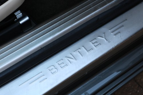 2015 Bentley Flying Spur In vendita (immagine 71 di 128)